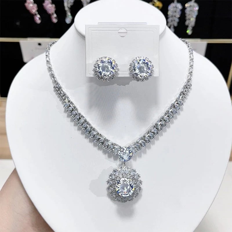 💎 ¡Tiempo Limitado 48% de Descuento! ✨ Conjunto de Collar y Pendientes de Circonita Brillante – Elegante, Atemporal, Listo para Regalar ✨