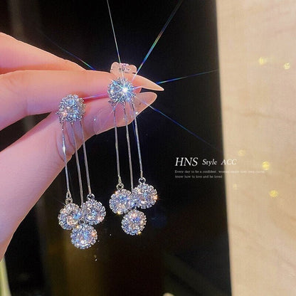 Zircon round petal earrings
