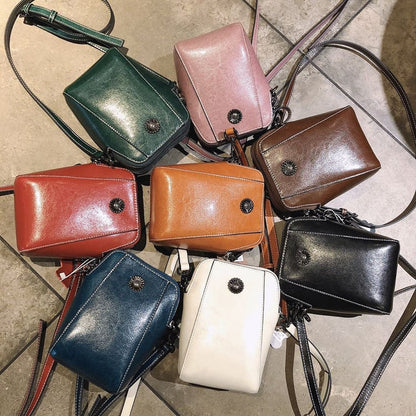 📢📢50% OFF !! 🔥 Women's soft leather mobile phone bag messenger bag