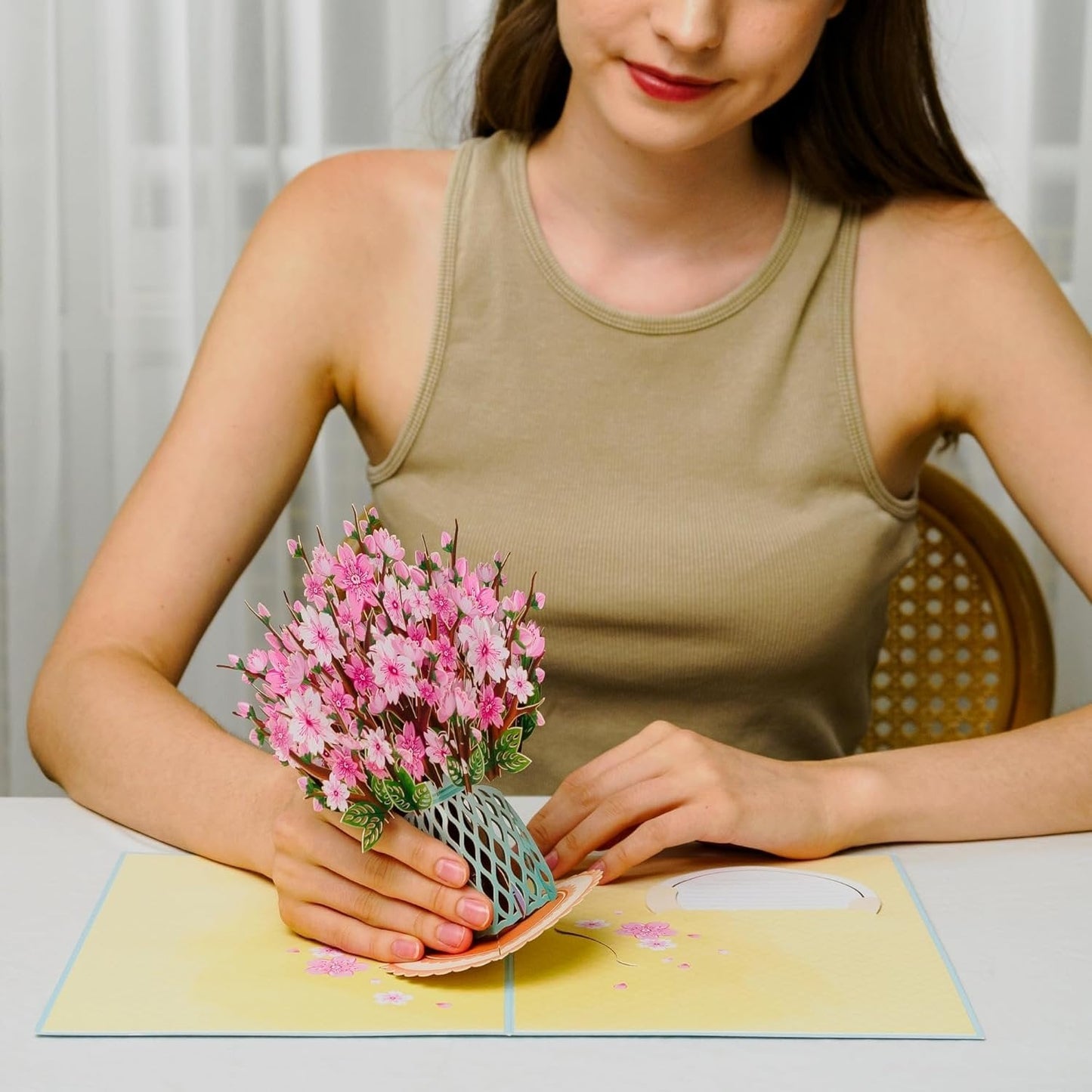 💌2-in-1 Gift & Décor for Every Moment🌸3D Flower Bouquet Pop Up Card
