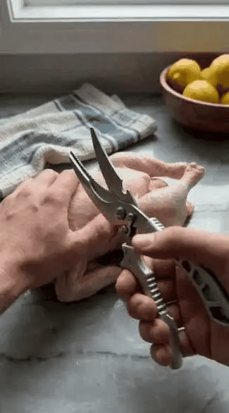 ✂️ LIMITED TIME 49% OFF! ⚡ Heavy-Duty Multifunction Kitchen Shears – 4-in-1 Tool with Fish Scaler, Bottle Opener & Safety Lock 🔪