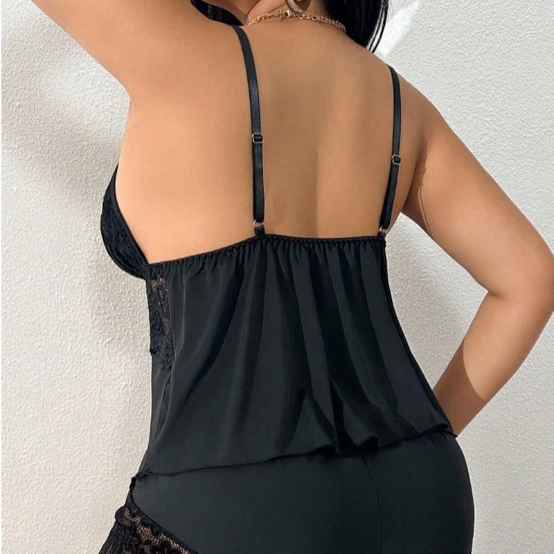 🥳2026 HOT SALE🥳💞50K+ SOLD!👗🌸 Lace-Trimmed Camisole & Shorts Pajama Set 🛏️✨
