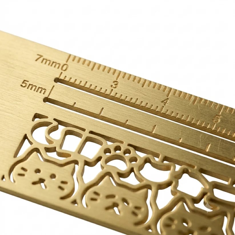 🐱📏Cute Hollow Cat 2-in-1 Metal Bookmark Ruler