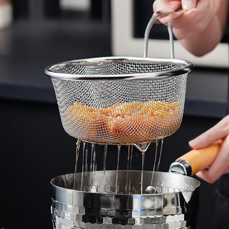 📢📢50% OFF !! ⏰Stainless Steel Sieve with Handle🥄🫕