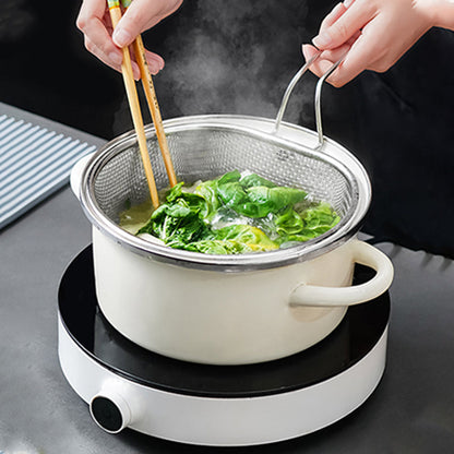 📢📢50% OFF !! ⏰Stainless Steel Sieve with Handle🥄🫕