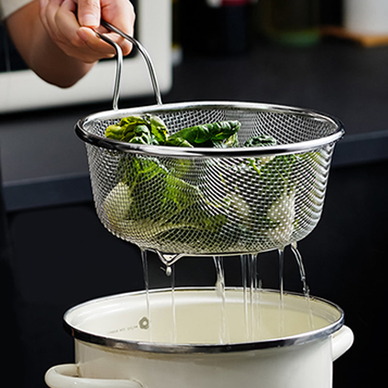 📢📢50% OFF !! ⏰Stainless Steel Sieve with Handle🥄🫕