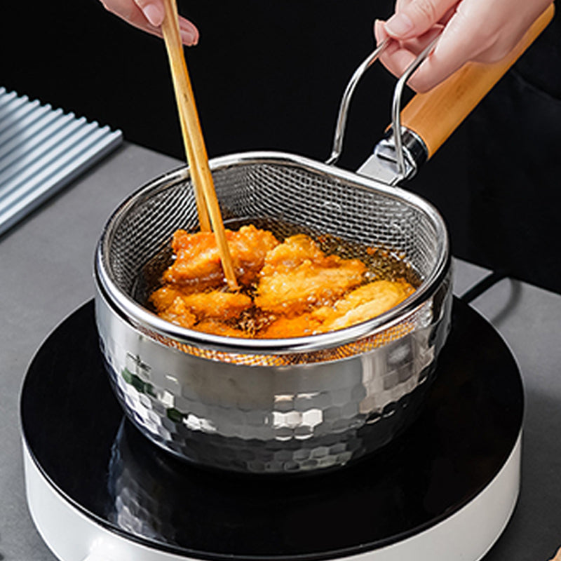📢📢50% OFF !! ⏰Stainless Steel Sieve with Handle🥄🫕
